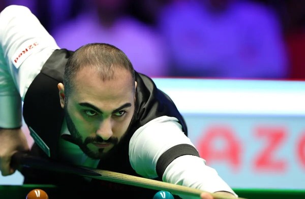 اسنوکر باز ایران قهرمان آسیا شد اسنوکر باز ایران قهرمان آسیا شد