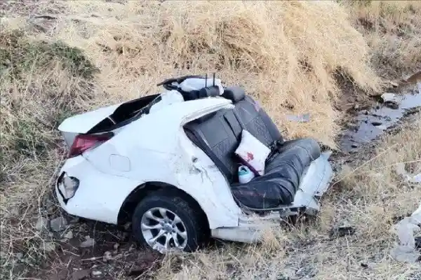 واکنش ایران خودرو به خبر نصف شدن خودروی دنا خودروی دنای نصف شده