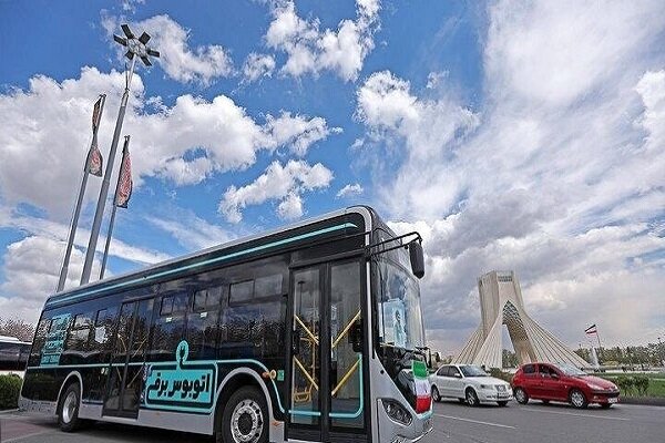تصادف اتوبوس ولیعصر و نگرانیهای دوباره درباره ایمنی ناوگان حملونقل پایتخت