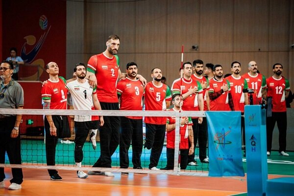 مرد ۲۴۷ سانتی‌متری والیبال نشسته ایران در مسابقات جهانی و تصاویر دیدنی‌اش