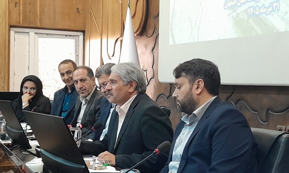 تالاب گاوخونی به جزیره گرمایی تبدیل شد