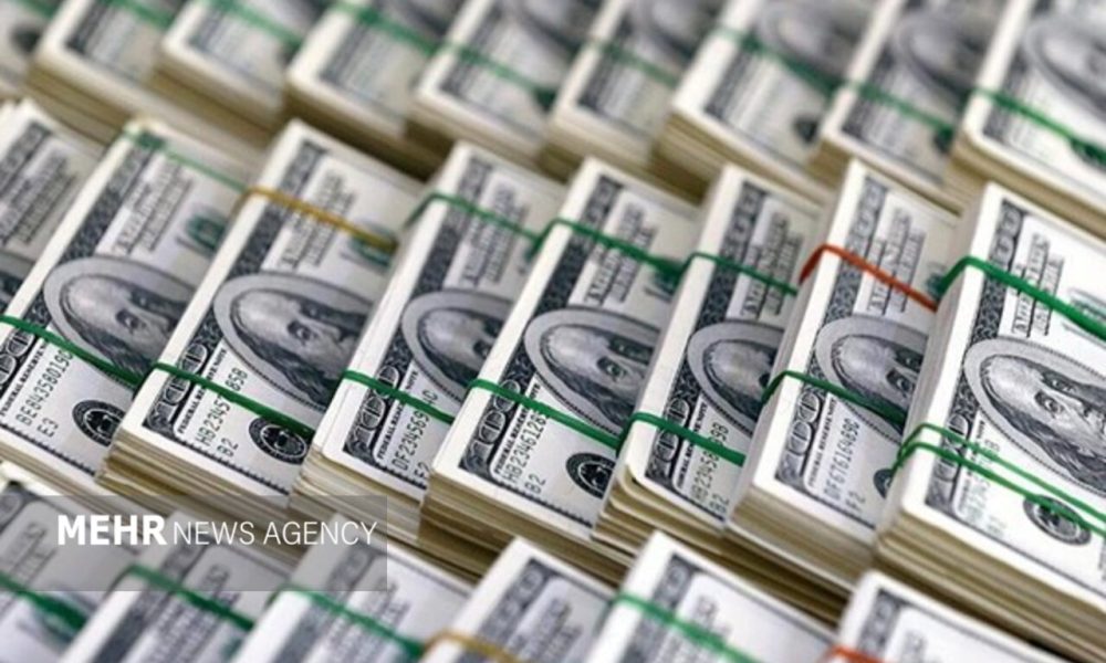 بانک مرکزی به دنبال تنظیم قیمت دلار است و احتمال ریزش آن وجود دارد