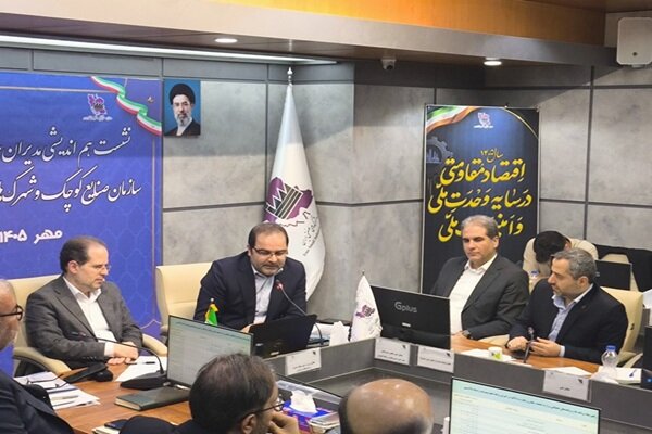 حمایت ۴۰۰ همتی از تولیدکنندگان در قالب چهار مرحله اجرایی میشود